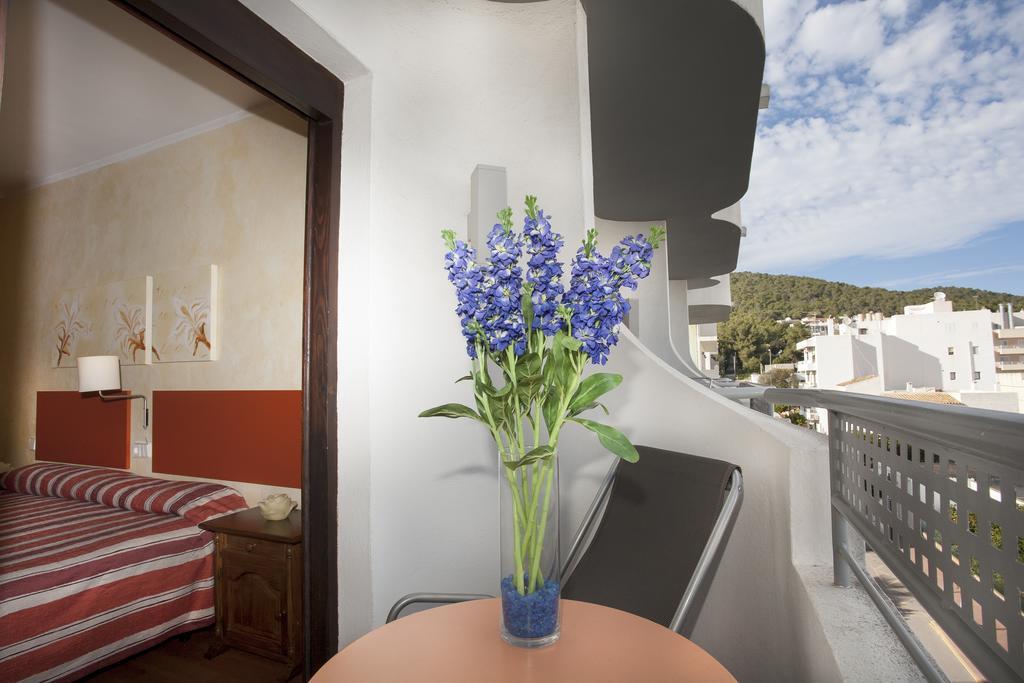 Apartamentos Parot Quality Санта-Эулалия-дель-Рио Номер фото