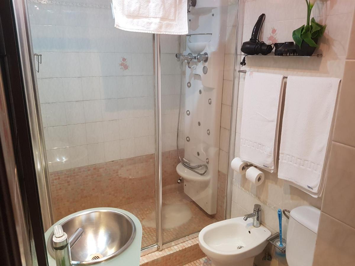 Apartamentos Parot Quality Санта-Эулалия-дель-Рио Экстерьер фото